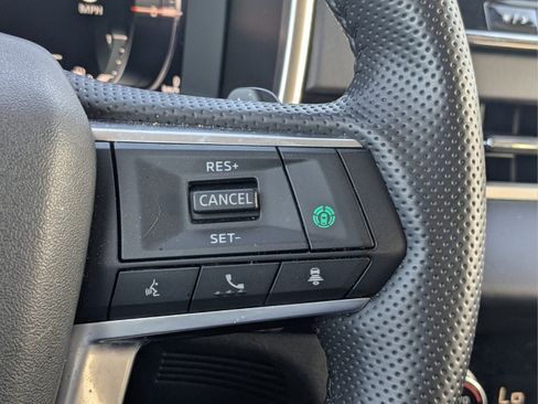Used 2025 Mitsubishi Outlander SE AWD/4WD image 28