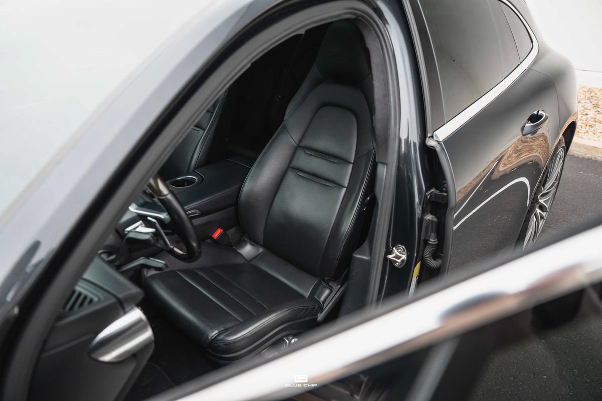 Used 2018 Porsche Panamera Turbo Sport Turismo AWD/4WD image 24
