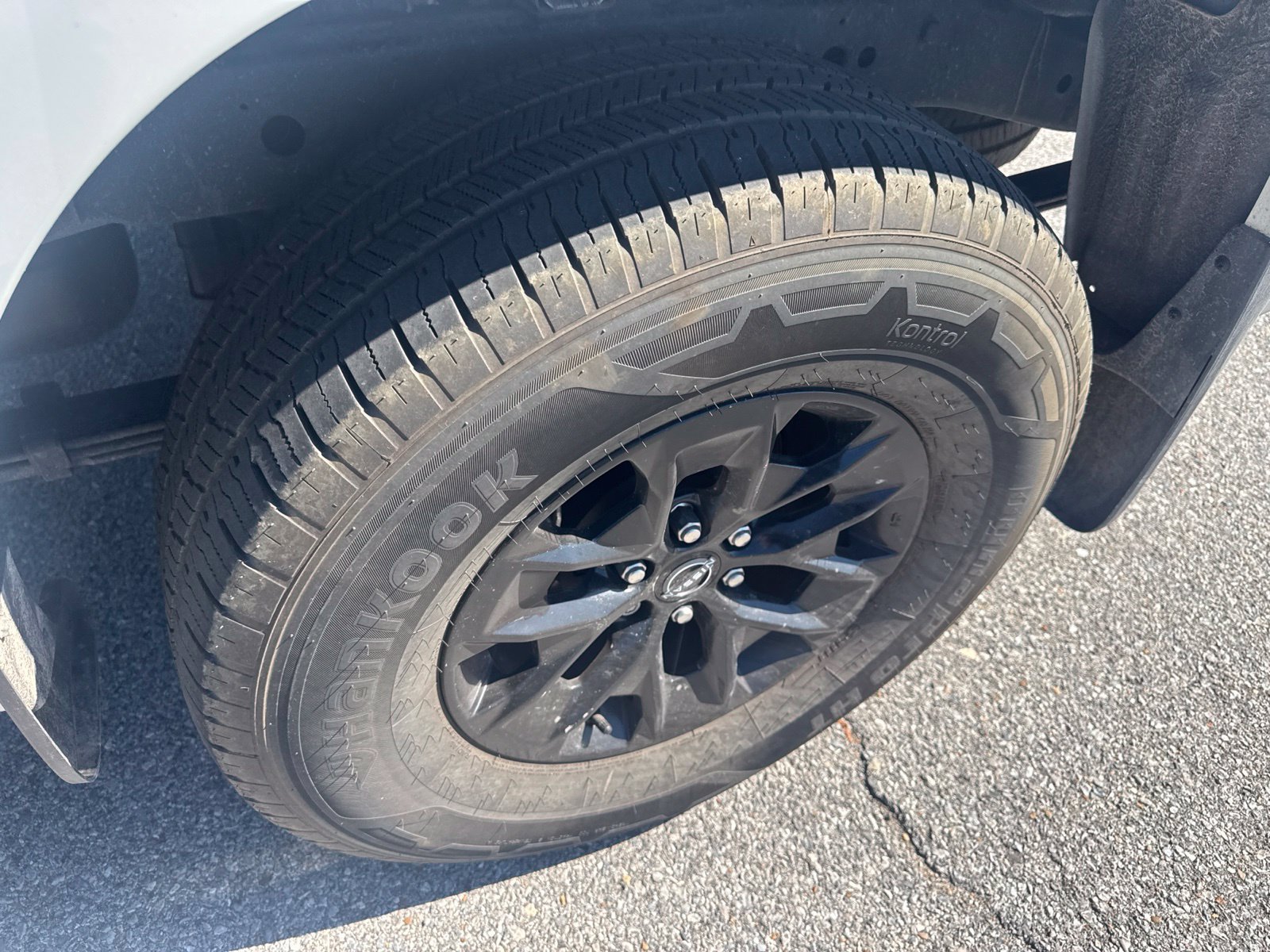 Used 2025 Nissan Frontier S AWD/4WD image 9