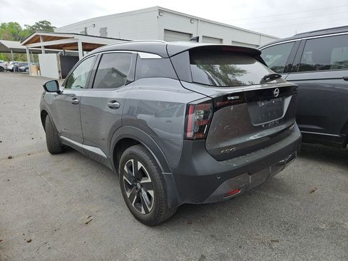 Used 2025 Nissan Kicks SR image 10