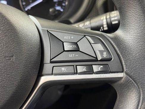 Used 2024 Nissan Kicks SV image 31