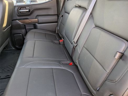 Used 2021 Chevrolet Silverado 1500 LT Trail Boss w/ Convenience Package II image 25