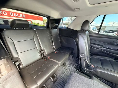 Used 2021 Chevrolet Traverse Premier w/ Redline Edition AWD/4WD image 22
