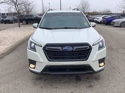 Used 2022 Subaru Forester Limited image 2
