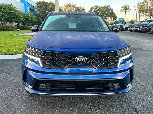 Used 2021 Kia Sorento SX image 2