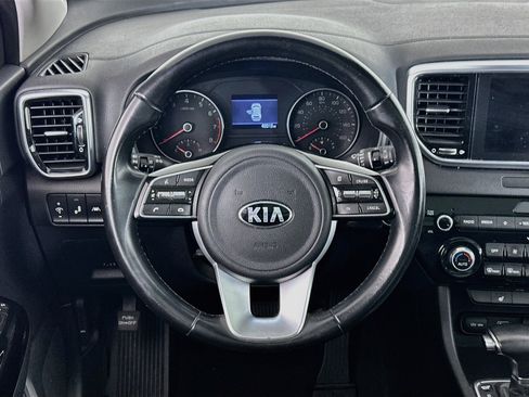 Used 2022 Kia Sportage EX AWD/4WD image 18