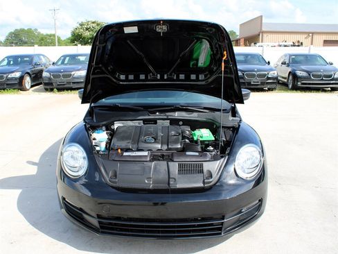 Used 2013 Volkswagen Beetle 2.5 image 27