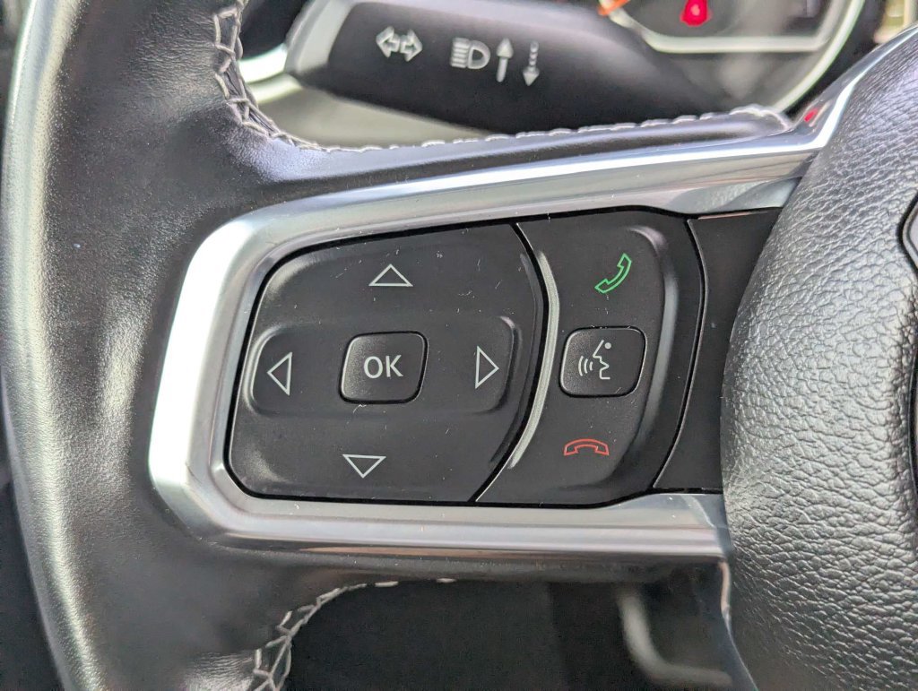 Used 2023 Jeep Wrangler Unlimited Sahara w/ Cold Weather Group AWD/4WD image 26