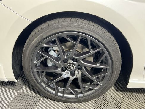 Used 2025 Toyota Camry XSE image 13