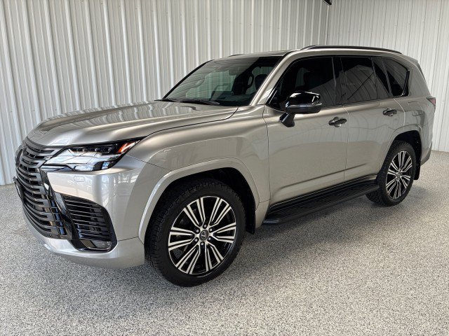 Used 2024 Lexus LX 600 4WD w/ Appearance Package image 1