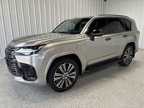 Used 2024 Lexus LX 600 4WD w/ Appearance Package image 1