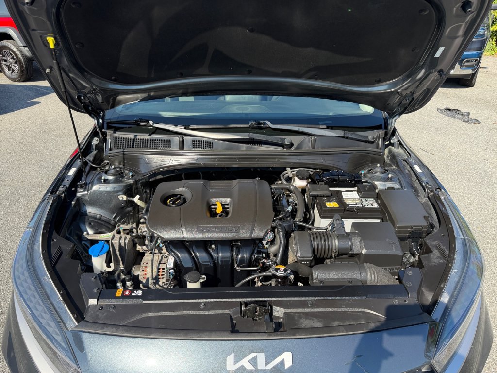 Used 2024 Kia Forte LXS FWD image 17