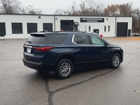 Certified 2023 Chevrolet Traverse LT image 9