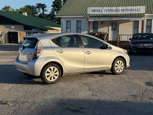 Used 2012 Toyota Prius C One FWD image 6