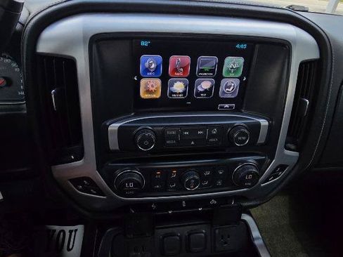 Used 2017 GMC Sierra 1500 SLT AWD/4WD image 25