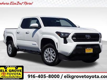 New 2025 Toyota Tacoma SR5