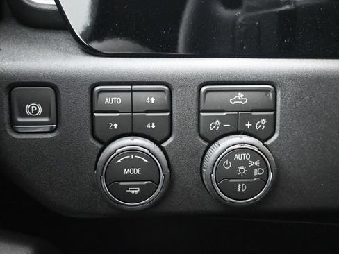 Used 2026 Chevrolet Silverado 1500 RST w/ Convenience Package II AWD/4WD image 25