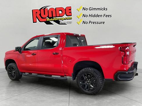 Used 2021 Chevrolet Silverado 1500 LT Trail Boss w/ Bed Protection Package AWD/4WD image 4
