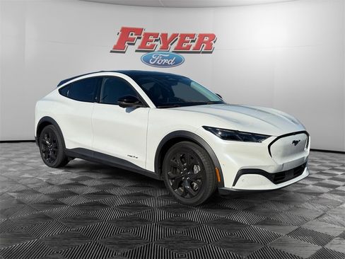 Used 2024 Ford Mustang Mach-E Select image 7