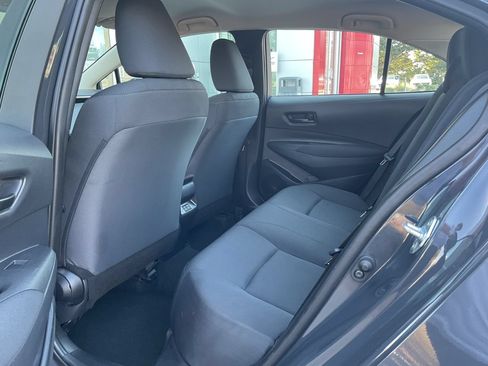 Used 2025 Toyota Corolla LE FWD image 11
