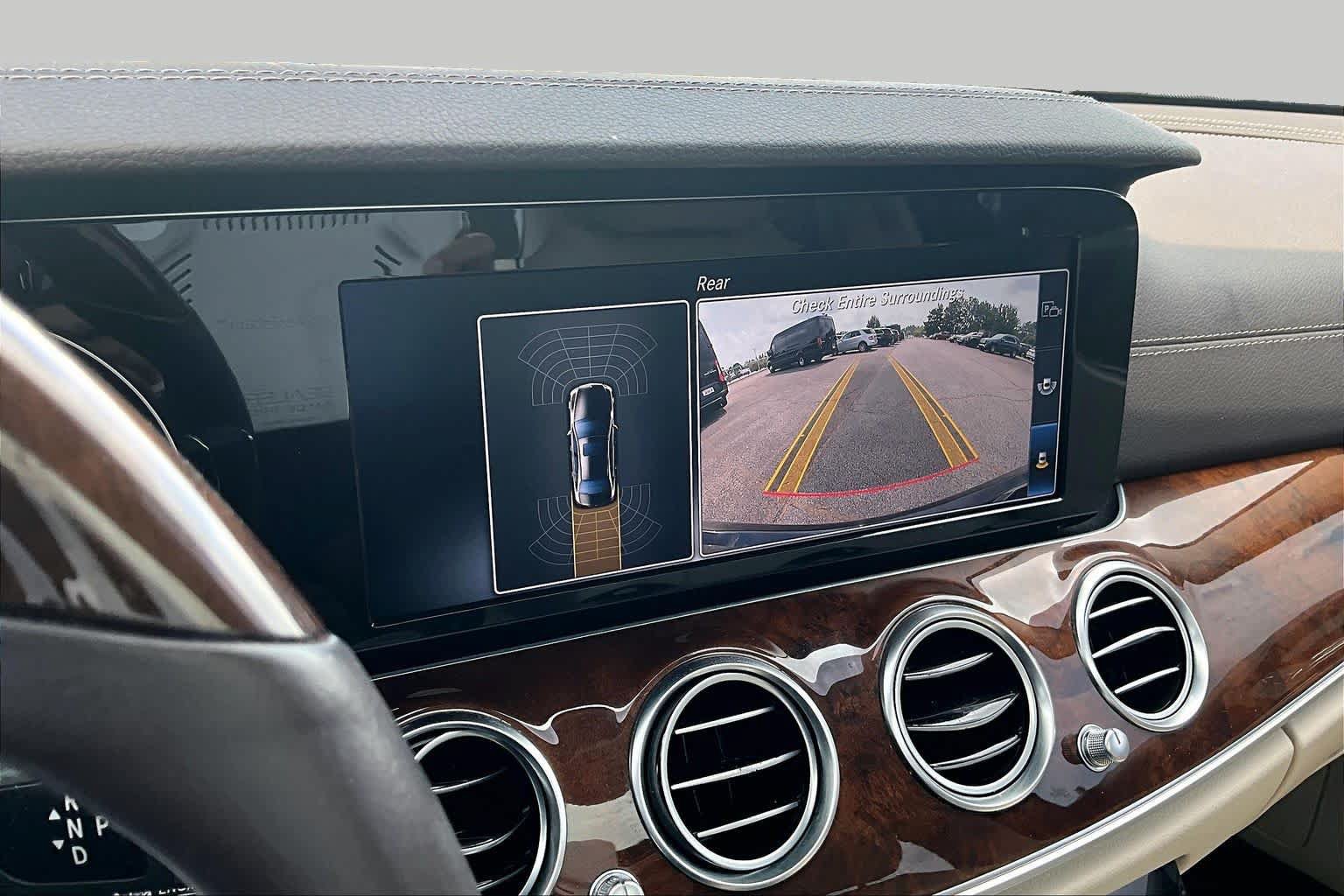 Used 2018 Mercedes-Benz E 300 image 27