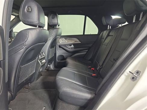 Used 2021 Mercedes-Benz GLE 450 4MATIC image 16