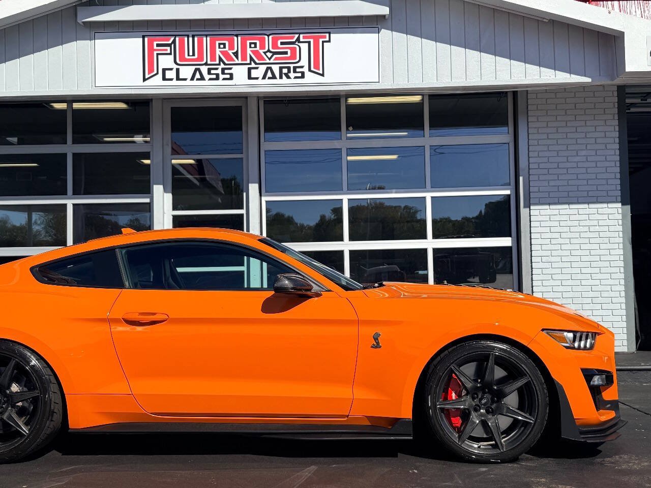 Used 2020 Ford Mustang Shelby GT500 w/ Carbon Fiber Track Pack RWD image 11