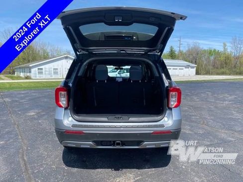 New 2024 Ford Explorer XLT w/ Equipment Group 202A AWD/4WD image 20