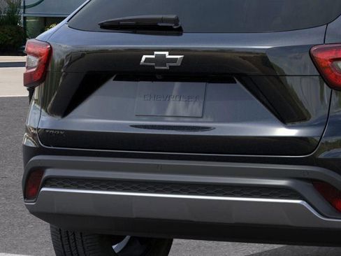 New 2026 Chevrolet Trax LT image 14