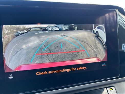 Certified 2025 Toyota Camry SE w/ Convenience Package FWD image 15