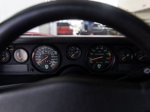 Used 1989 Lamborghini Countach Coupe RWD image 16