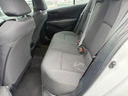 Used 2022 Toyota Corolla LE FWD image 9
