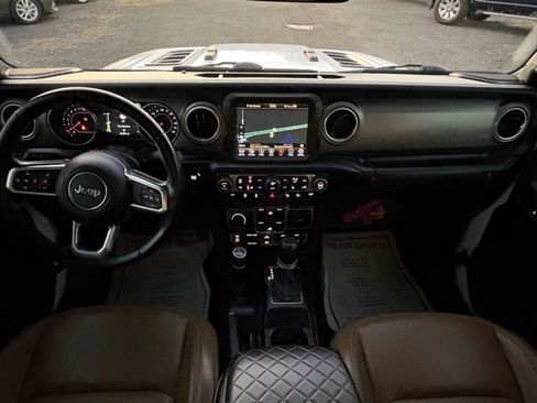 Used 2021 Jeep Gladiator Rubicon image 25