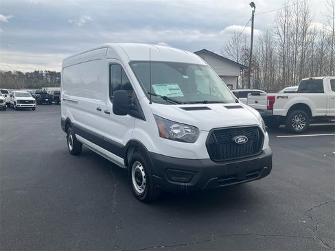 New 2026 Ford Transit 250 Base image 3