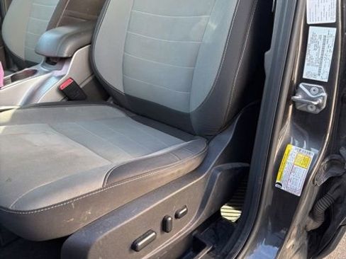 Used 2015 Ford Escape SE w/ Equipment Group 201A image 8