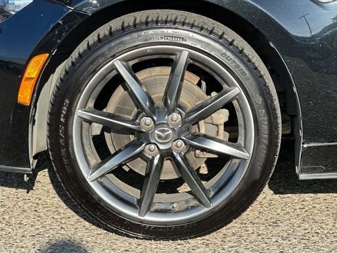 Used 2018 MAZDA MX-5 Miata RF Grand Touring image 23