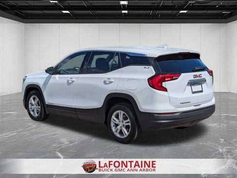 Certified 2020 GMC Terrain SLE FWD image 3