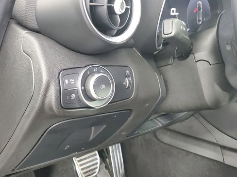 Used 2024 Alfa Romeo Giulia Ti w/ Active Assist Plus Package AWD/4WD image 46