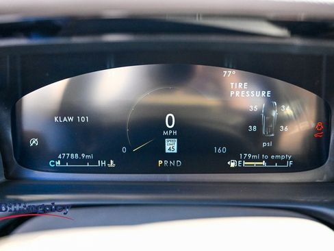 Used 2023 Lincoln Aviator Reserve w/ Equipment Group 201A image 9