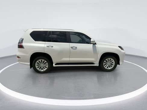 Used 2022 Lexus GX 460 Premium w/ Premium Package AWD/4WD image 9