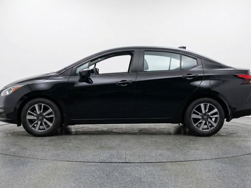 Used 2025 Nissan Versa SV FWD image 5