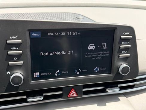 New 2026 Hyundai Elantra SE FWD image 23