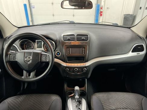 Used 2012 Dodge Journey SXT image 10