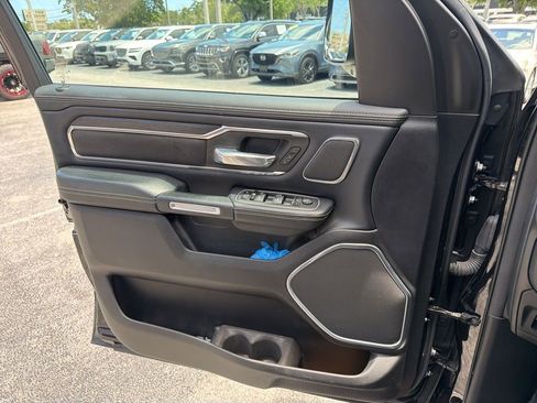 Used 2023 RAM 1500 Laramie AWD/4WD image 13