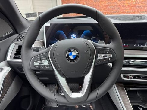 Used 2026 BMW X5 xDrive40i AWD/4WD image 14