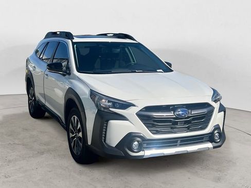 Used 2023 Subaru Outback Limited XT AWD/4WD image 7