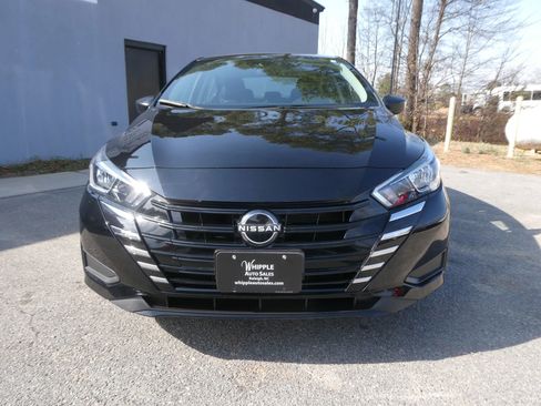 Used 2024 Nissan Versa S w/ S Plus Package image 2