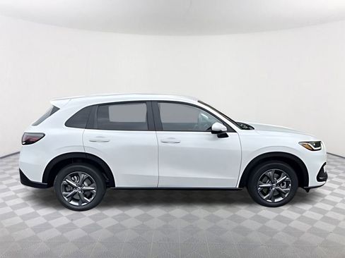 New 2026 Honda HR-V LX image 6