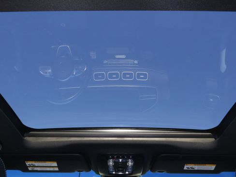 Used 2023 Mercedes-Benz GLE 450 4MATIC image 13