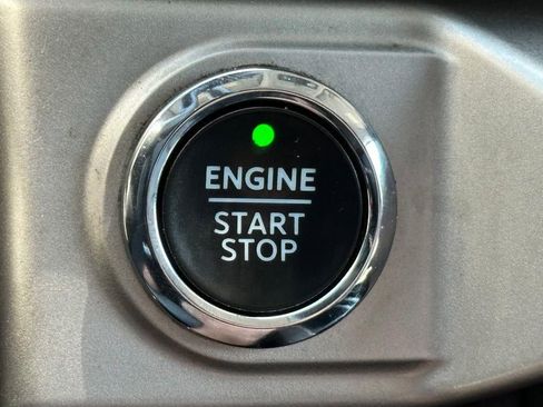 Used 2022 Ford F150 XLT w/ Equipment Group 302A High RWD image 18
